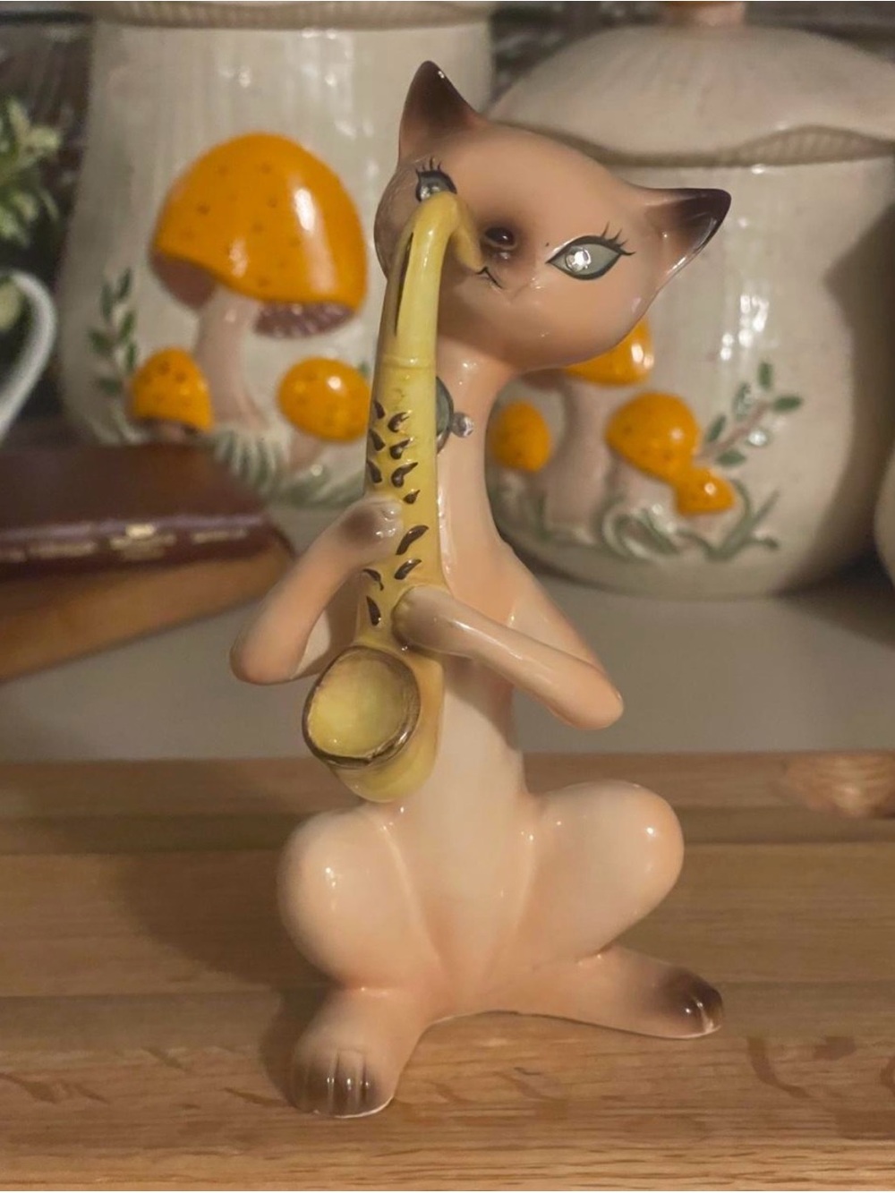 Rare vintage Enesco anthropomorphic Siamese cat playing saxophone. Cool Cat Jazz
